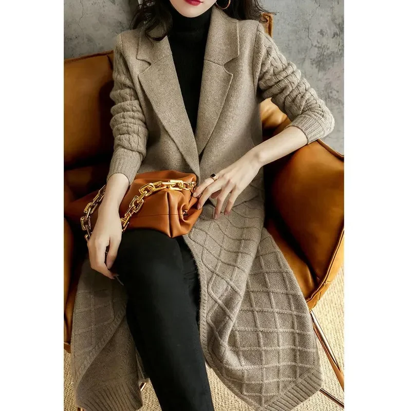 Cashmere Cardigan Female Hemp Add Thick Long Sweater Autumn Winter New Fund Languid Lazy Loose Sweater Coat Fashion N198
Cashmere Cardigan Female Hemp Add Thick Long Sweater Autumn Winter New Fund Languid Lazy Loose Sweater Coat Fashion N198