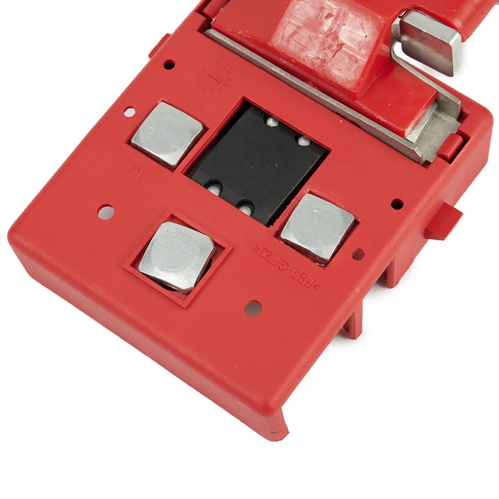 32V 400A Car Battery Distribution Terminal Quick Release Pile Head Connector Auto Accessories For Four-wheel Drive Caravans
32V 400A Car Battery Distribution Terminal Quick Release Pile Head Connector Auto Accessories For Four-wheel Drive Caravans