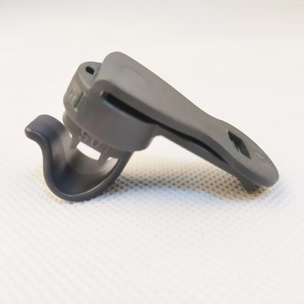Magnetic Tube Clip Water Bladder Clip Great For Hiking Camping Climbing Plastic 1 4.5*1.7*2.5cm Diameter: 12mm
Magnetic Tube Clip Water Bladder Clip Great For Hiking Camping Climbing Plastic 1 4.5*1.7*2.5cm Diameter: 12mm