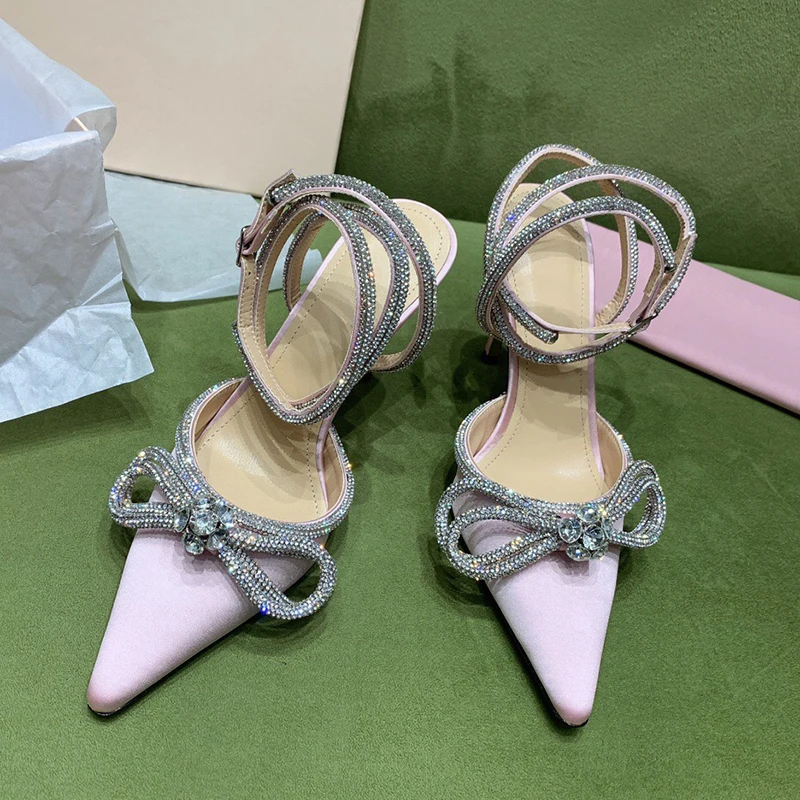 2022 New Fashion High Heel Shoes For Women Brand Designer High Quality Wedding or Party Shoes Free Shipping
2022 New Fashion High Heel Shoes For Women Brand Designer High Quality Wedding or Party Shoes Free Shipping