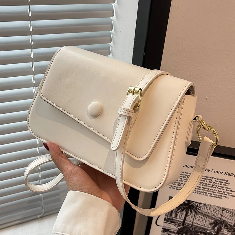 Популярная Маленькая женская сумка, новинка 2022, трендовая летняя универсальная сумка-мессенджер, Повседневная маленькая квадратная сумка ... 
Популярная Маленькая женская сумка, новинка 2022, трендовая летняя универсальная сумка-мессенджер, Повседневная маленькая квадратная сумка ...