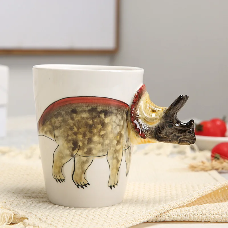 Керамическая кружка с динозаврами
Керамическая кружка с динозаврами