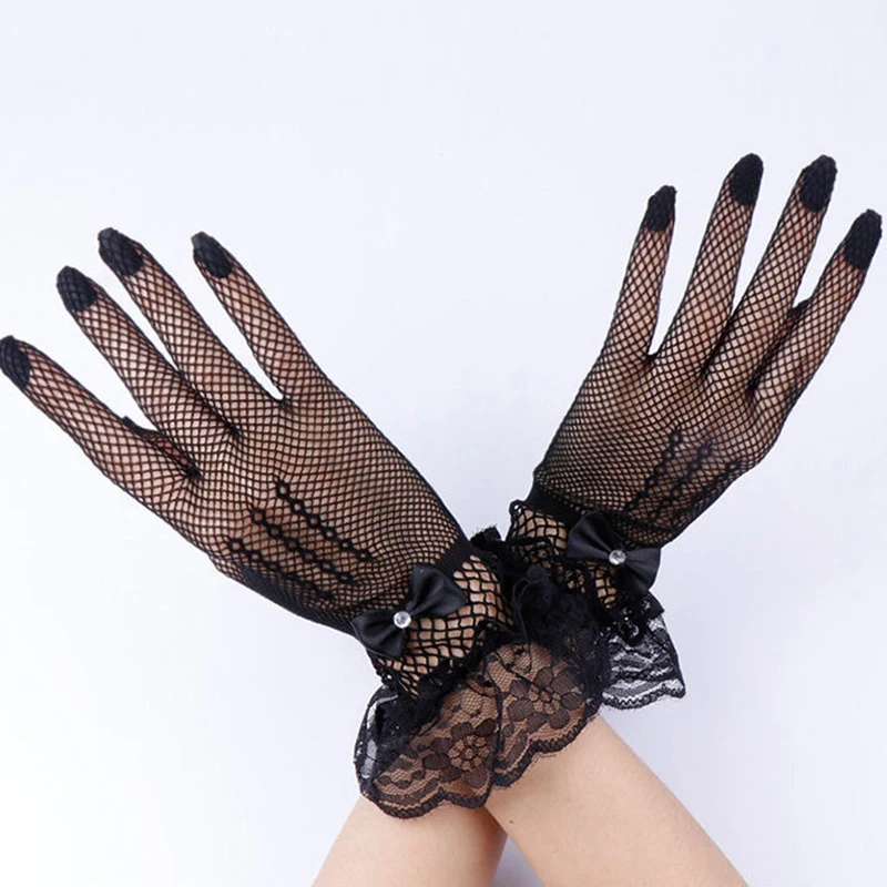 Women Vintage Sheer Short Lace Gloves Derby Tea Party Wrist Length Floral Gloves for Dinner Fancy Costume Accessories Gloves
Women Vintage Sheer Short Lace Gloves Derby Tea Party Wrist Length Floral Gloves for Dinner Fancy Costume Accessories Gloves