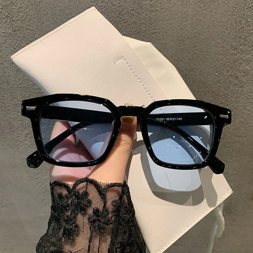 New Unisex Rectangle Vintage Sunglasses 2022 Fashion Design Retro Sun Glasses Female Lady Eyeglass Cat Eye Casual Goggles Gifts
New Unisex Rectangle Vintage Sunglasses 2022 Fashion Design Retro Sun Glasses Female Lady Eyeglass Cat Eye Casual Goggles Gifts