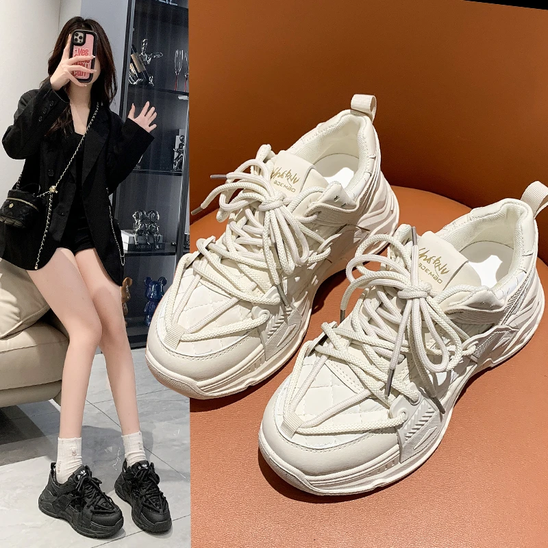 Torre shoes 2023 during the spring and autumn light panda platform shoes for women's shoes fashion casual shoes non-skid joker
Torre shoes 2023 during the spring and autumn light panda platform shoes for women's shoes fashion casual shoes non-skid joker