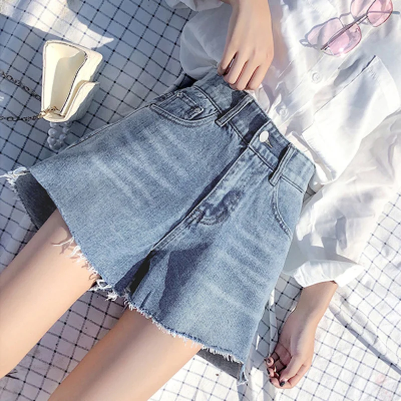 Plus Size Summer 2022 Denim Shorts Women Korean Style Hollow Out Tassel Short Jeans Vintage High Waist Button Fly Jean Shorts
Plus Size Summer 2022 Denim Shorts Women Korean Style Hollow Out Tassel Short Jeans Vintage High Waist Button Fly Jean Shorts