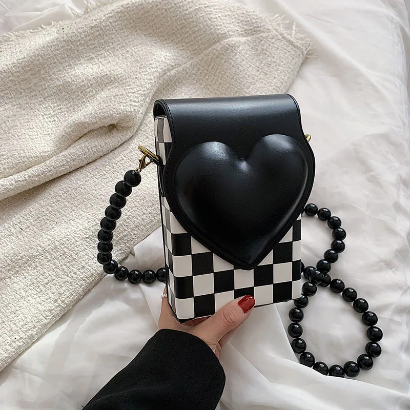 Female Package 2022 Spring The New Sense Of Love Pane Popular Mobile Phone Package Small Nail Bead Box Inclined Shoulder Bag
Female Package 2022 Spring The New Sense Of Love Pane Popular Mobile Phone Package Small Nail Bead Box Inclined Shoulder Bag