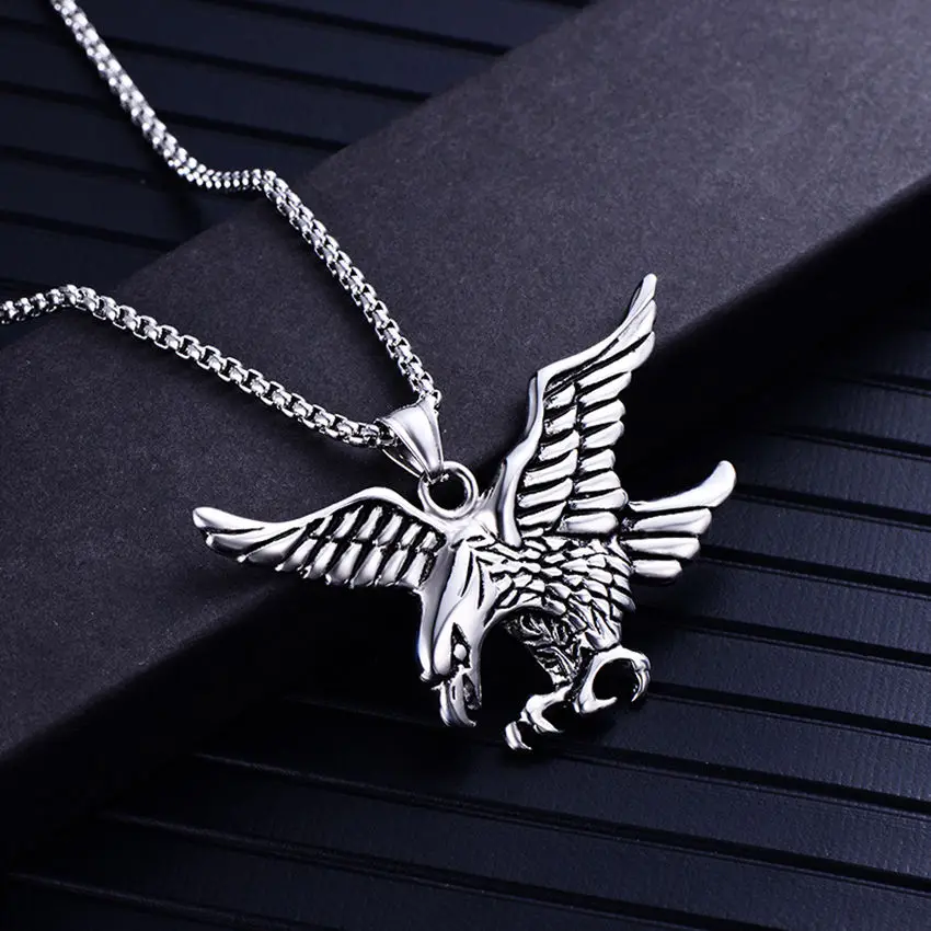European And American Titanium Steel Eagle Men's Necklace Retro Personality Trend Domineering Pendant Jewelry Pendant
European And American Titanium Steel Eagle Men's Necklace Retro Personality Trend Domineering Pendant Jewelry Pendant