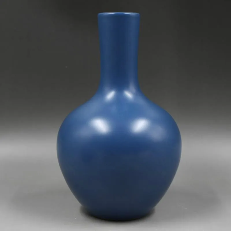 Antique Jingdezhen Qing Yongzheng Blue Glazed Ceramic Decoration Flower Vase Art Tabletop Vase
Antique Jingdezhen Qing Yongzheng Blue Glazed Ceramic Decoration Flower Vase Art Tabletop Vase