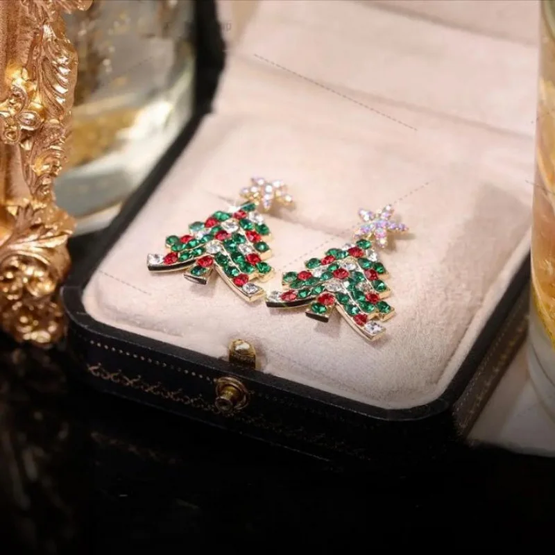 Colorful Christmas Tree Women Earrings Sweet Diomand Hollowed Out Long Ear Rings Lady Cute Accessories Star Jewelry Girls Gifts
Colorful Christmas Tree Women Earrings Sweet Diomand Hollowed Out Long Ear Rings Lady Cute Accessories Star Jewelry Girls Gifts