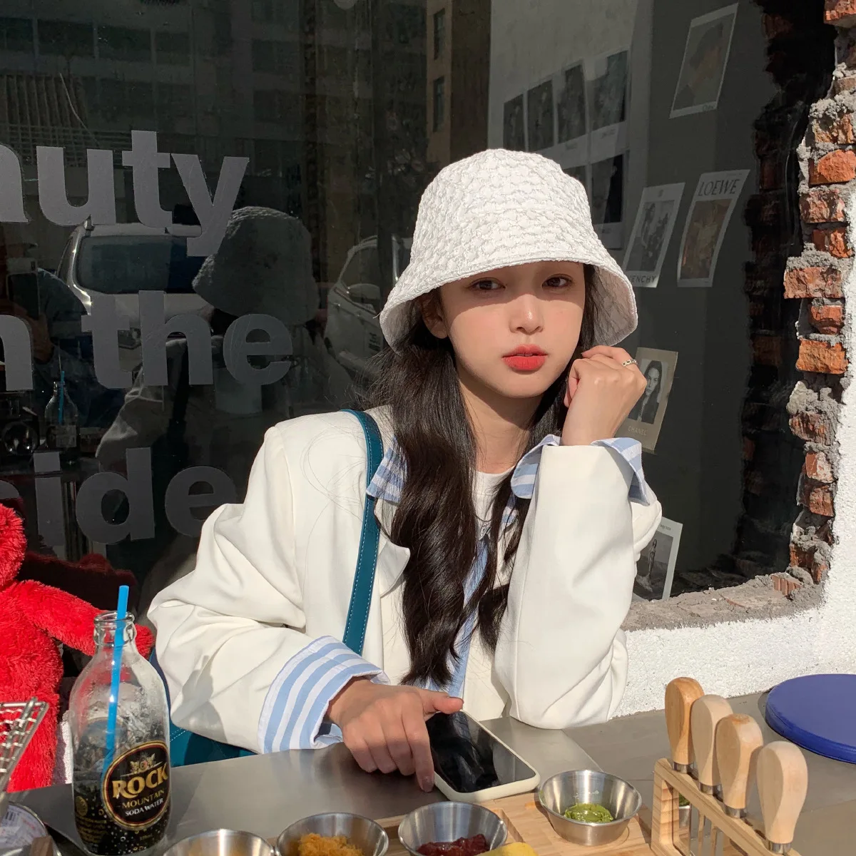 New Gauze Lace Hat for Women Soft Lace Ventilation Wide Brim Sun Hats Floppy Lady Panama Summer Fisherman Hats Ladies Bucket Hat
New Gauze Lace Hat for Women Soft Lace Ventilation Wide Brim Sun Hats Floppy Lady Panama Summer Fisherman Hats Ladies Bucket Hat