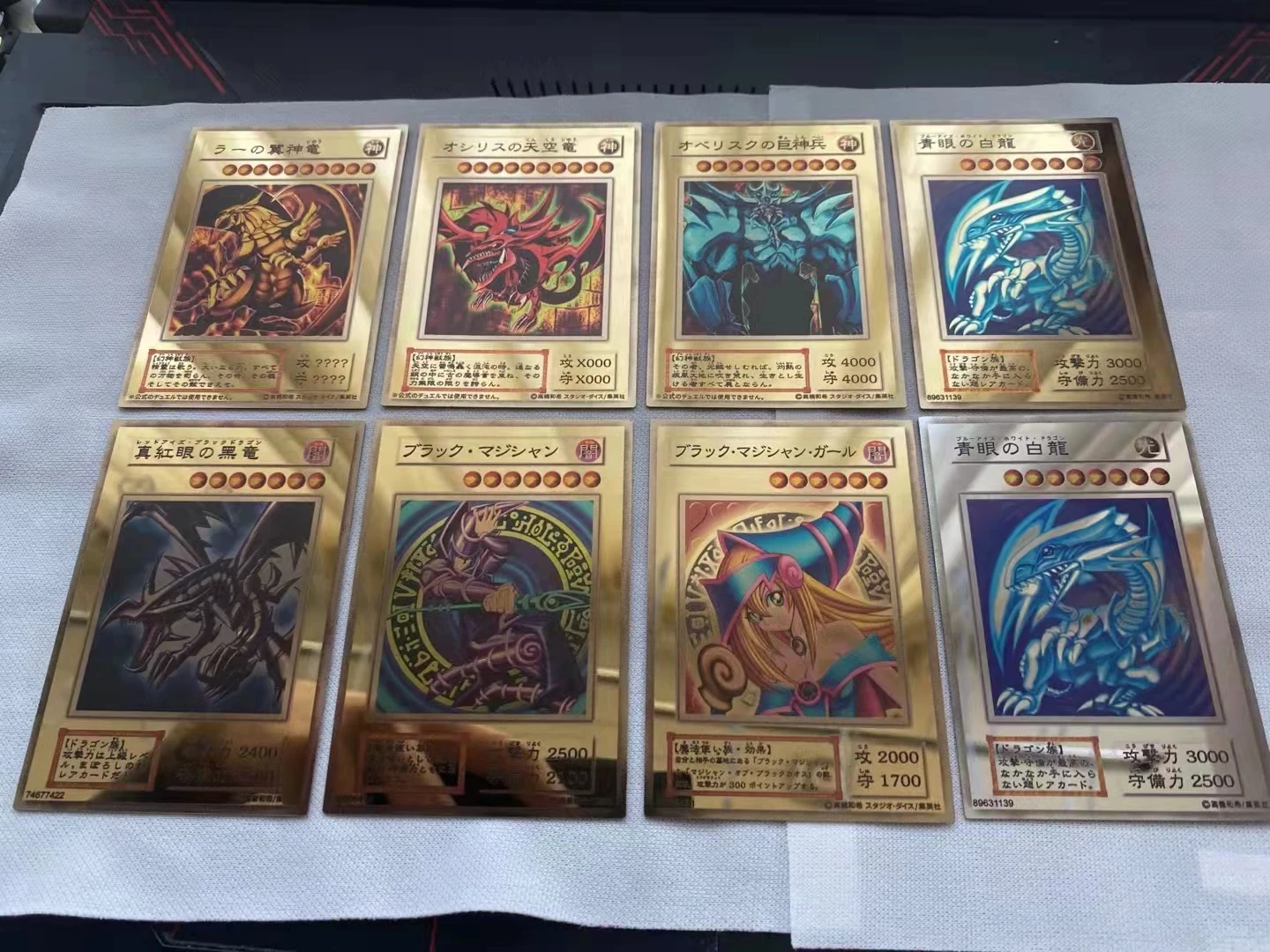 Yu Gi Oh OCG Крылатый Дракон Ra/обелиск торментер/Slifer Небесный Дракон позолоченная зеркальная металлическая карта (не оригинал)
Yu Gi Oh OCG Крылатый Дракон Ra/обелиск торментер/Slifer Небесный Дракон позолоченная зеркальная металлическая карта (не оригинал)