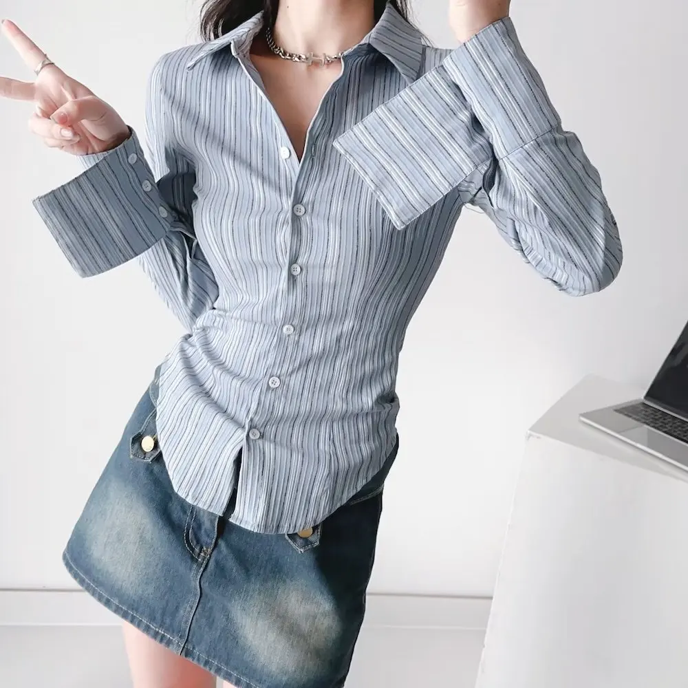 Women Spring Long Sleeve Striped Blouse Turn Down Collar Breasted Buttons High Quality Slim Ladies Female Shirts
Women Spring Long Sleeve Striped Blouse Turn Down Collar Breasted Buttons High Quality Slim Ladies Female Shirts