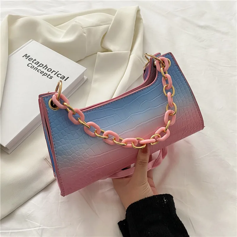 Ladies Fashion Sexy Snake Pattern Gradient Color Metal Chain Shoulder Handbag Dating Party Cosmetics Mobile Phone Coin Purse
Ladies Fashion Sexy Snake Pattern Gradient Color Metal Chain Shoulder Handbag Dating Party Cosmetics Mobile Phone Coin Purse