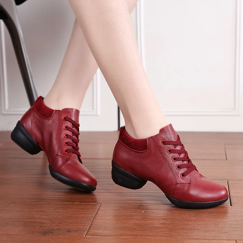 Женские ботинки для танцев, мягкие сапоги из воловьей кожи, джазовые, современные, для бальных танцев, кроссовки
Женские ботинки для танцев, мягкие сапоги из воловьей кожи, джазовые, современные, для бальных танцев, кроссовки