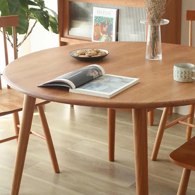 Japanese style all solid wood small round table table domestic oak Nordic Round Table Cherry leisure table dining table
Japanese style all solid wood small round table table domestic oak Nordic Round Table Cherry leisure table dining table