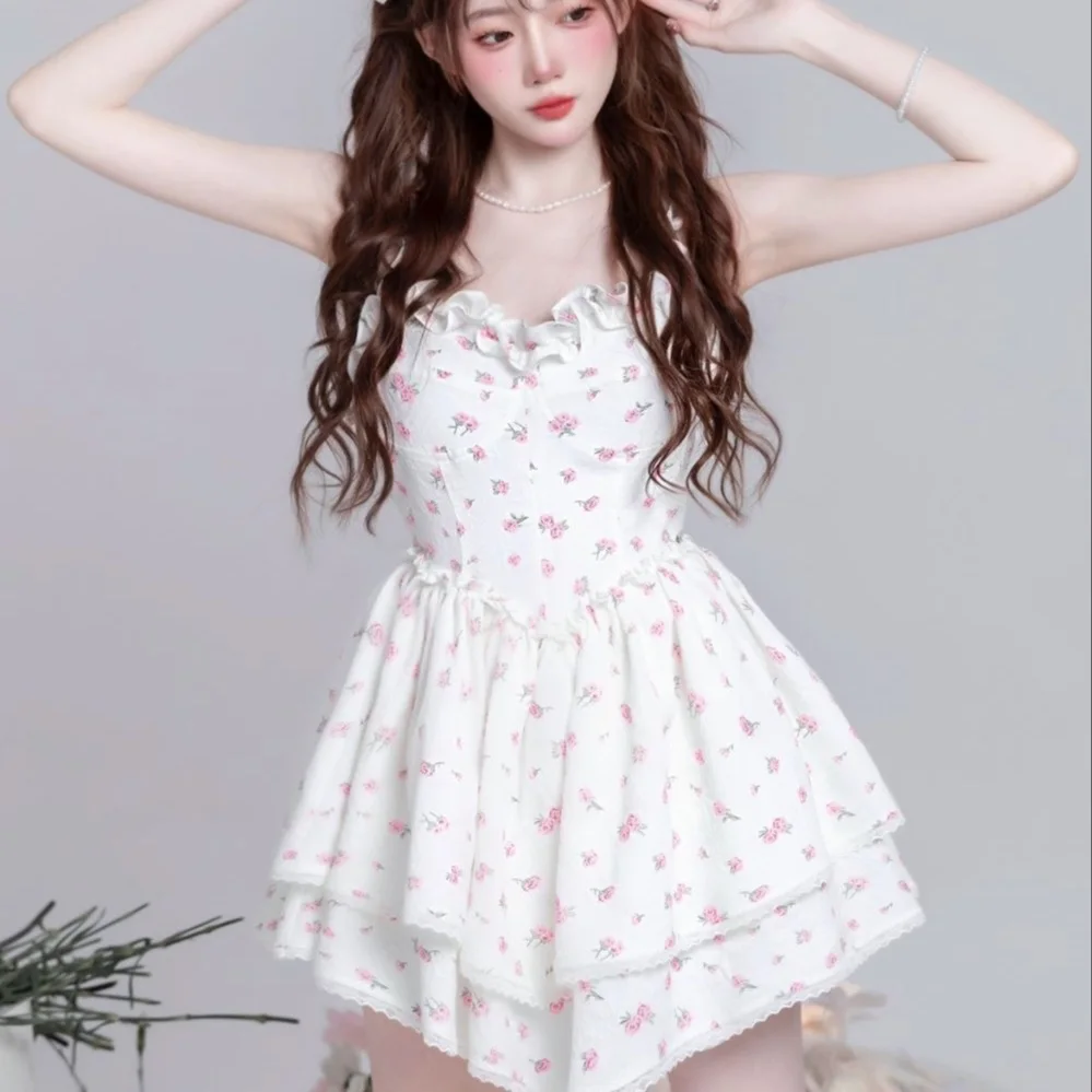 Summer New Sweet Wind Ins Super Fairy Floral Suspender Dress Princess Skirt Student Short Son
Summer New Sweet Wind Ins Super Fairy Floral Suspender Dress Princess Skirt Student Short Son