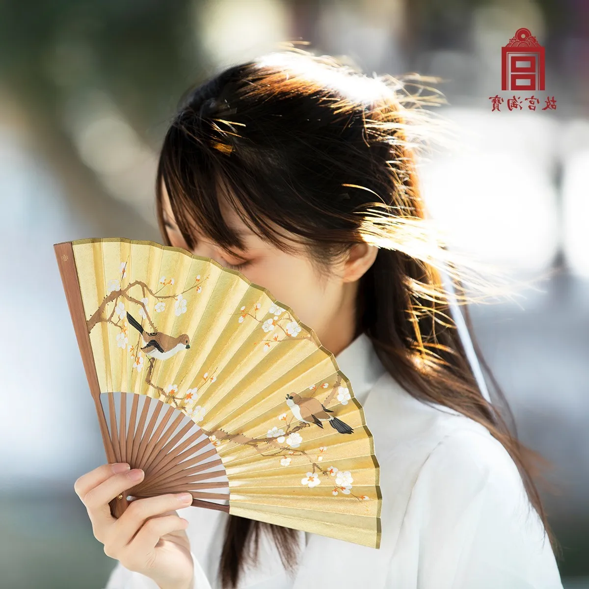 Фото Meique древняя одежда Хань складной веер в китайском стиле
Фото Meique древняя одежда Хань складной веер в китайском стиле