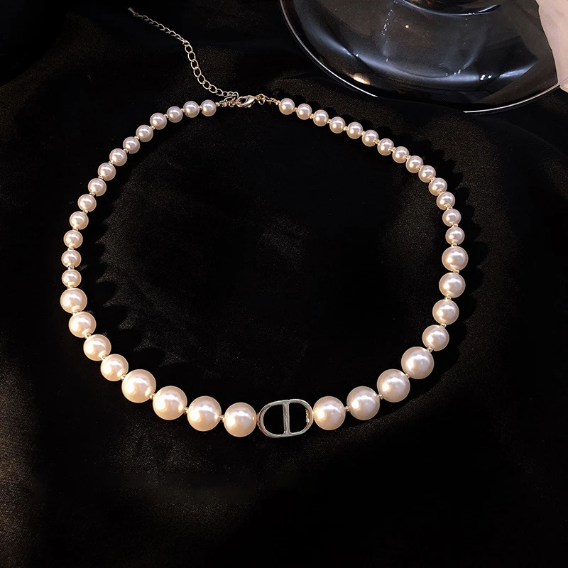 Vintage Pearl Chain Necklace For Women Fashion Luxury Choker Necklaces Female Trend Aesthetics Accessories Jewelry Girl Gift
Vintage Pearl Chain Necklace For Women Fashion Luxury Choker Necklaces Female Trend Aesthetics Accessories Jewelry Girl Gift
