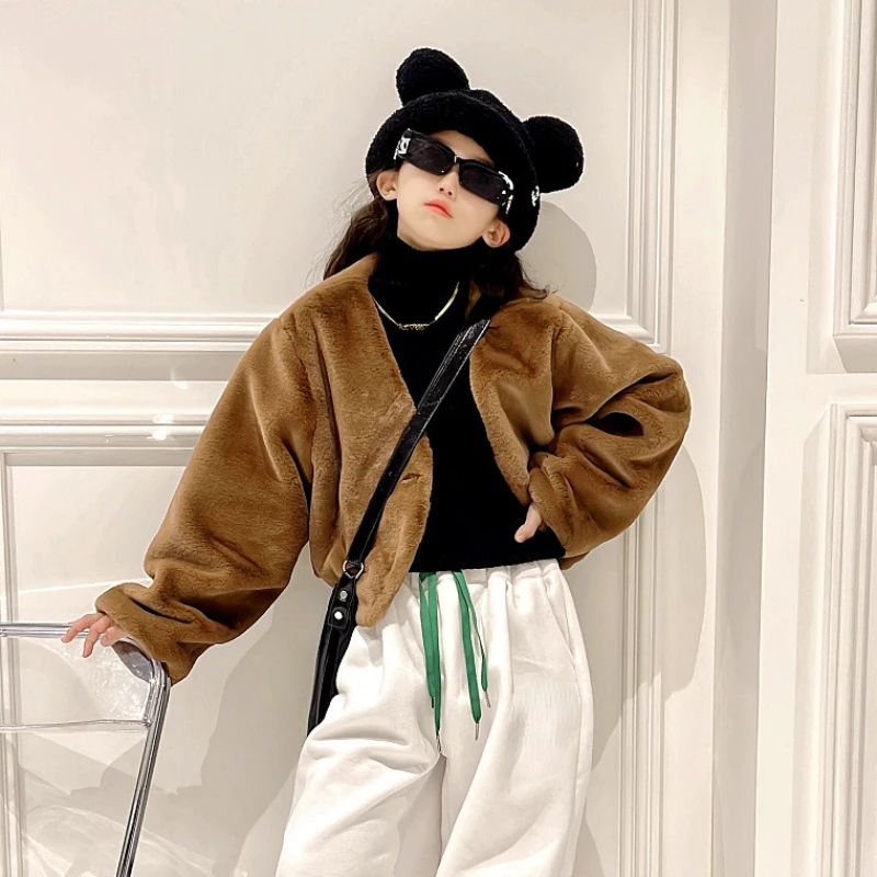 Girls Short Fur Coat Winter Thicken Warm All-match Outerwear for Kids Brown Casual Windproof Overcoat 12 Y Children's Clothing
Girls Short Fur Coat Winter Thicken Warm All-match Outerwear for Kids Brown Casual Windproof Overcoat 12 Y Children's Clothing