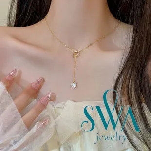 Original New High-quality SWAN Heart-shaped Women's Clavicle Necklace Jumping Geometric Round Crystal Pendant Necklace
Original New High-quality SWAN Heart-shaped Women's Clavicle Necklace Jumping Geometric Round Crystal Pendant Necklace