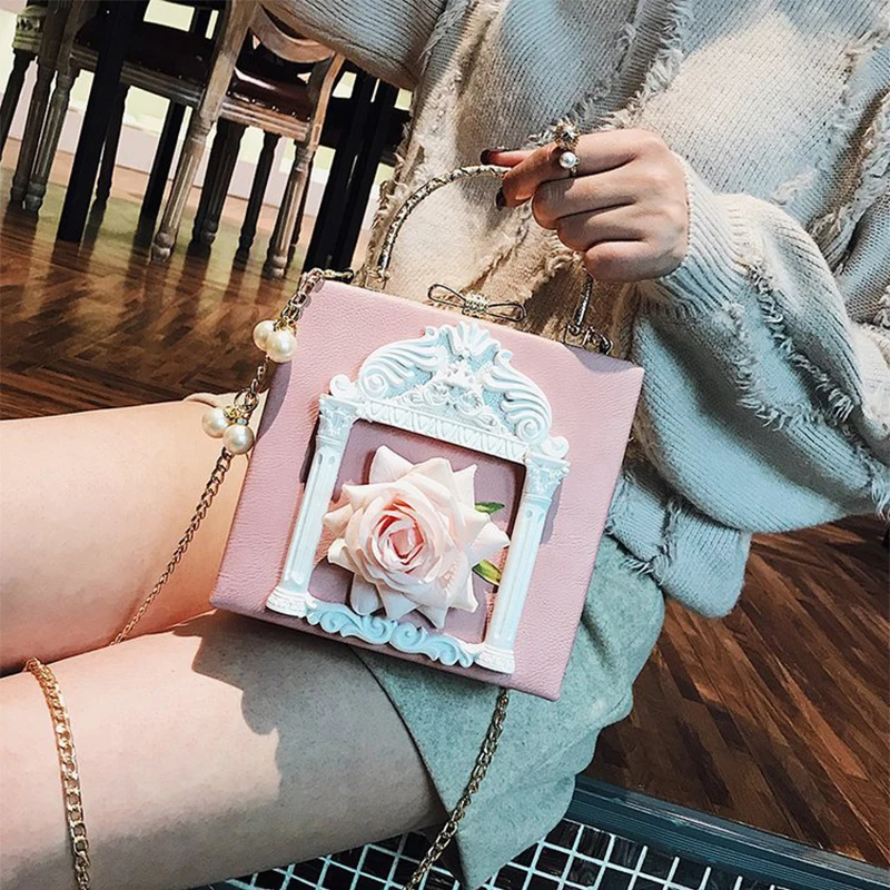 Retro Flower Box Purses and Handbags for Women Pu Leather Ladies Shoulder Crossbody Bags Luxury Designer Party Evening Bag 2022
Retro Flower Box Purses and Handbags for Women Pu Leather Ladies Shoulder Crossbody Bags Luxury Designer Party Evening Bag 2022