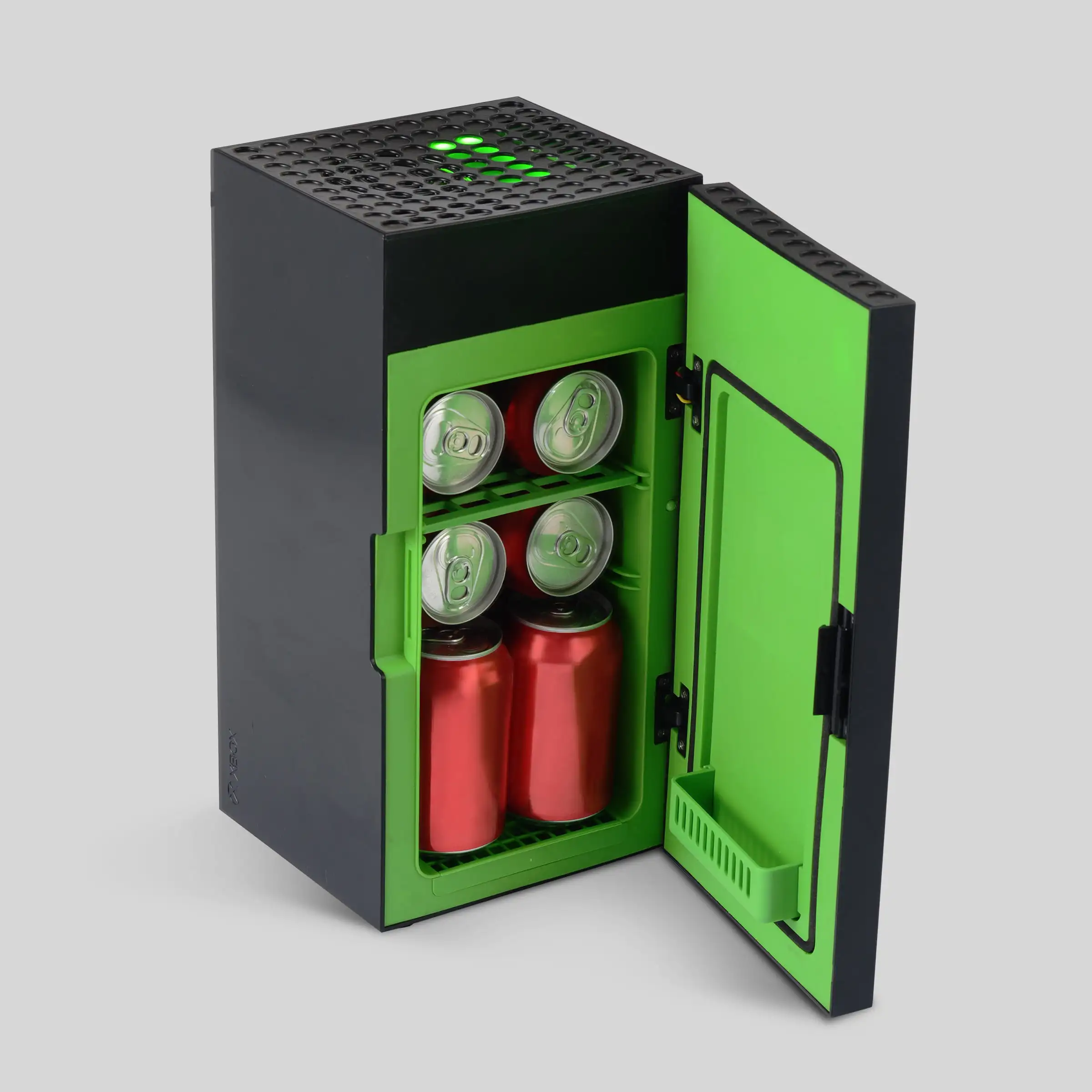8 Can 4.5L Mini Fridge (Thermoelectric Cooler)Cooler Mask Beverage Refrigerator for home Car Kitchen Picnic Camping
8 Can 4.5L Mini Fridge (Thermoelectric Cooler)Cooler Mask Beverage Refrigerator for home Car Kitchen Picnic Camping