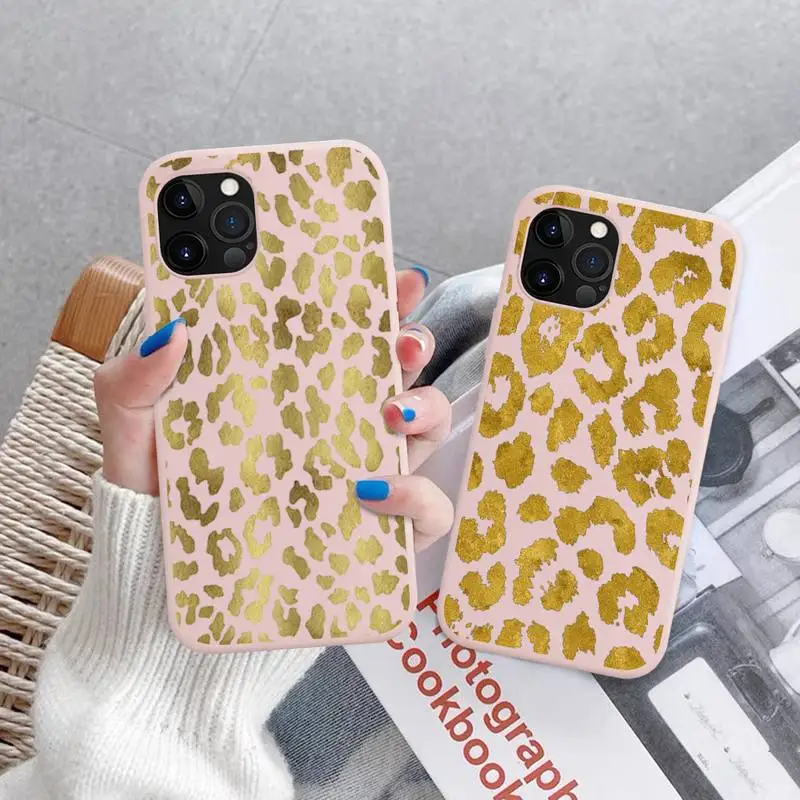 Fashion Leopard Print Phone Case for iPhone 14 11 12 13 Mini Pro Xs Max 8 7 6 6S Plus X XR Solid Candy Color Case
Fashion Leopard Print Phone Case for iPhone 14 11 12 13 Mini Pro Xs Max 8 7 6 6S Plus X XR Solid Candy Color Case