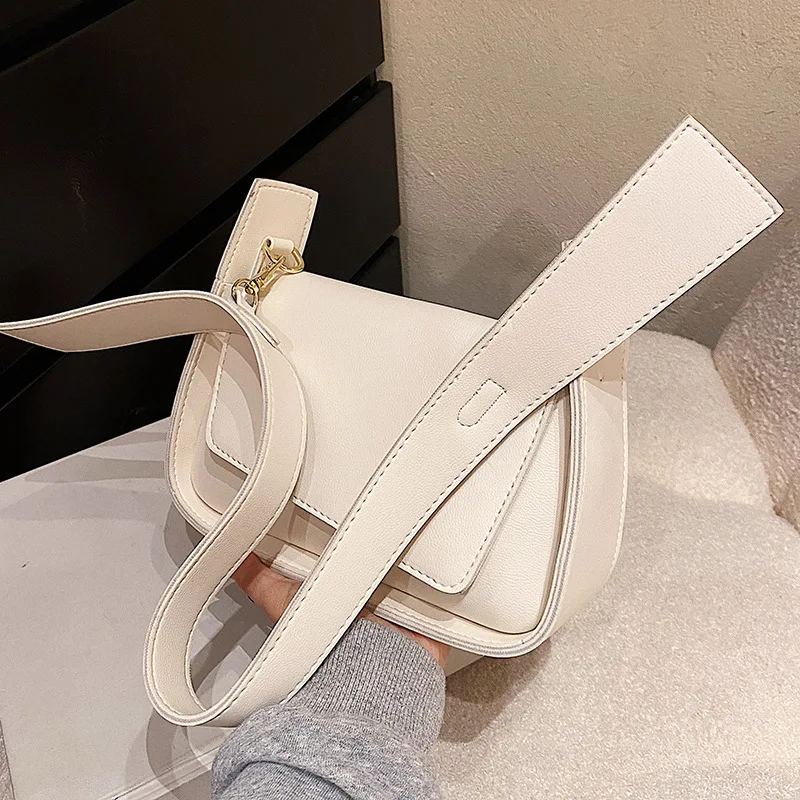PU Leather Female Crossbody Bag Sac Femme 2022 Summer Handbags Women Designer Shoulder Bag Bolos Mujer
PU Leather Female Crossbody Bag Sac Femme 2022 Summer Handbags Women Designer Shoulder Bag Bolos Mujer