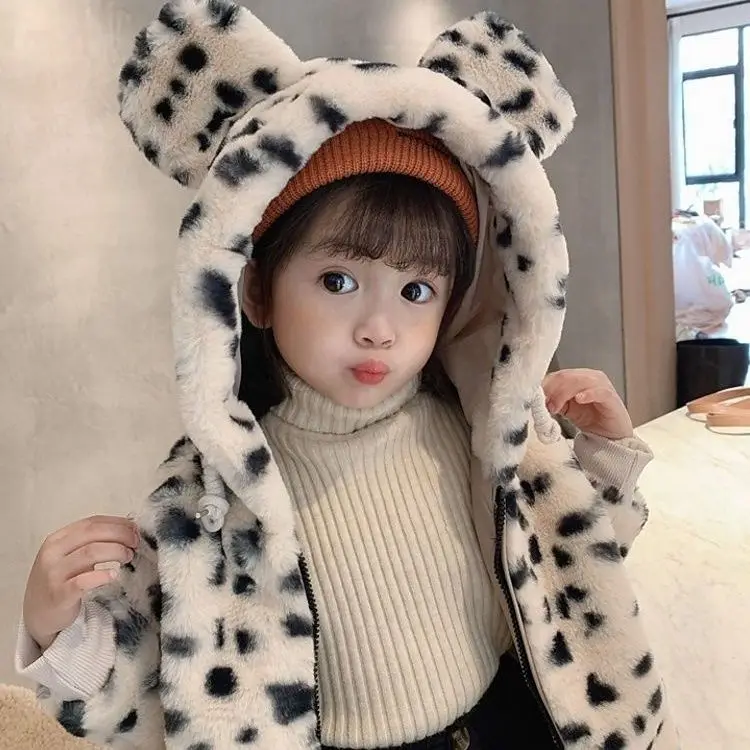 2023 New Autumn and Winter Children Girls Faux Fur Coat Kids Girls Casual Keep Warm Hooded Jacket Wool Fur Girls Jacket Z10
2023 New Autumn and Winter Children Girls Faux Fur Coat Kids Girls Casual Keep Warm Hooded Jacket Wool Fur Girls Jacket Z10