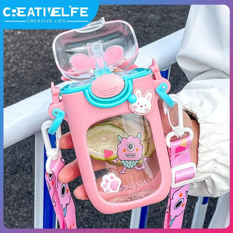 Elastic Creative Square Baby Kettle Portable Soft Childrens Water Cup Outdoor Straw Water Cup Water Bottle Straw Kitchenware
Elastic Creative Square Baby Kettle Portable Soft Childrens Water Cup Outdoor Straw Water Cup Water Bottle Straw Kitchenware