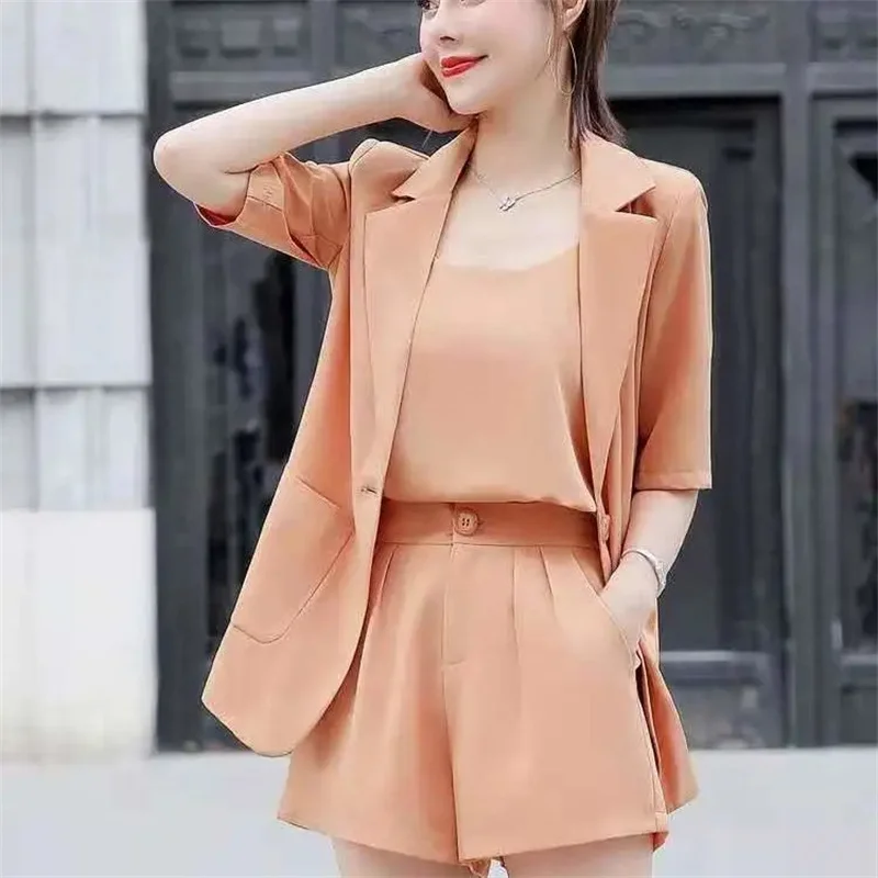 Blazer Suits Female 3 Piece 2022 Summer New Drape Chiffon Suit Elastic Waist Shorts Small Fresh Professional Suit Green Trend
Blazer Suits Female 3 Piece 2022 Summer New Drape Chiffon Suit Elastic Waist Shorts Small Fresh Professional Suit Green Trend