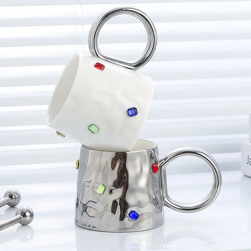 380ML Light Luxury Creative Ceramic Mug Girl's Cup Breakfast Milk Cup Coffee Cup Water Cup with Spoon Couple Water Cup Gifts
380ML Light Luxury Creative Ceramic Mug Girl's Cup Breakfast Milk Cup Coffee Cup Water Cup with Spoon Couple Water Cup Gifts