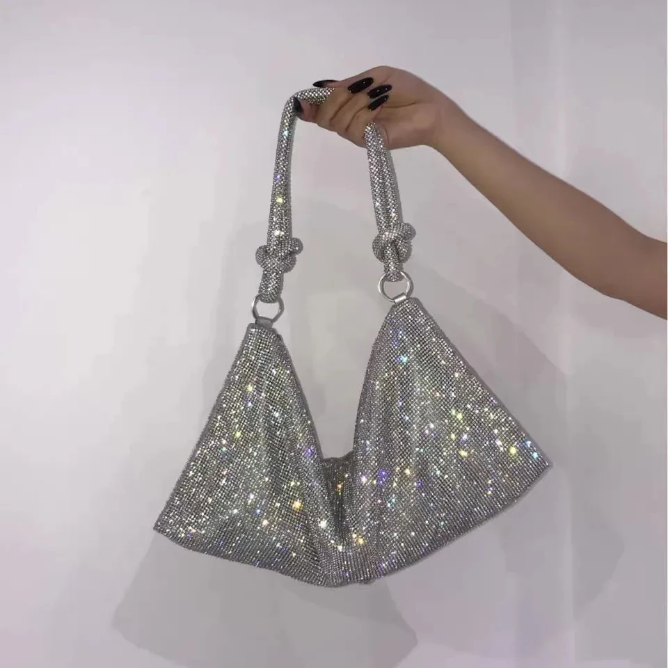 Роскошный дизайнерский Вечерний Клатч Стразы с ручкой, блестящие Кристальные кошельки и сумочки для ужина, свадьбы, Хобо, сумка через плечо
Роскошный дизайнерский Вечерний Клатч Стразы с ручкой, блестящие Кристальные кошельки и сумочки для ужина, свадьбы, Хобо, сумка через плечо