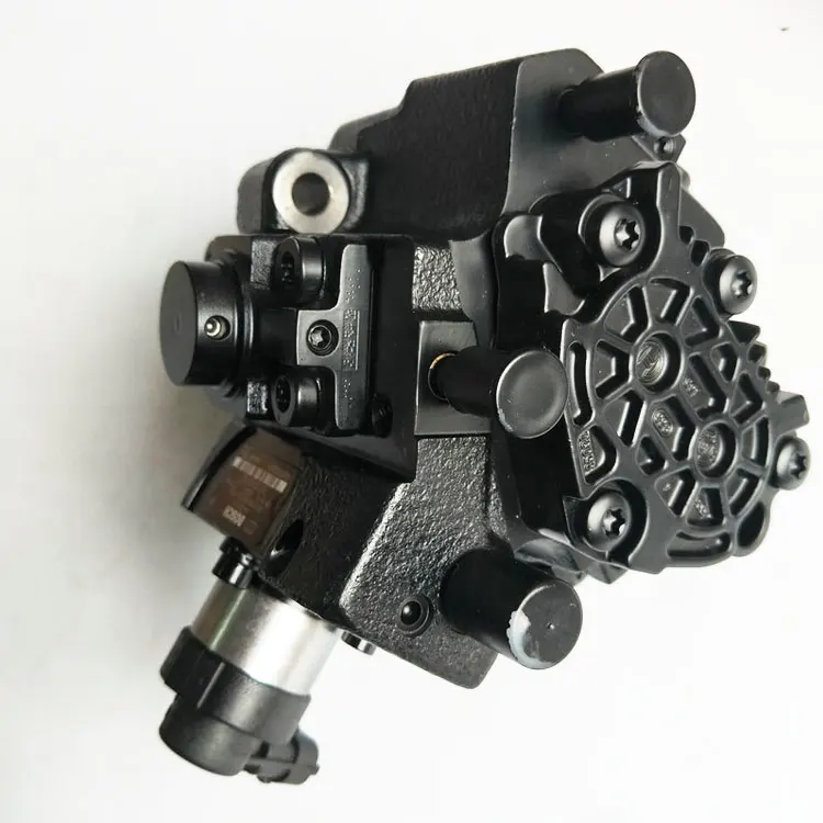 Genuine Dongfeng light truck engine ZD30 Fuel system Fuel injection Pump 0445010136 16700MA70C 3466677 
Genuine Dongfeng light truck engine ZD30 Fuel system Fuel injection Pump 0445010136 16700MA70C 3466677