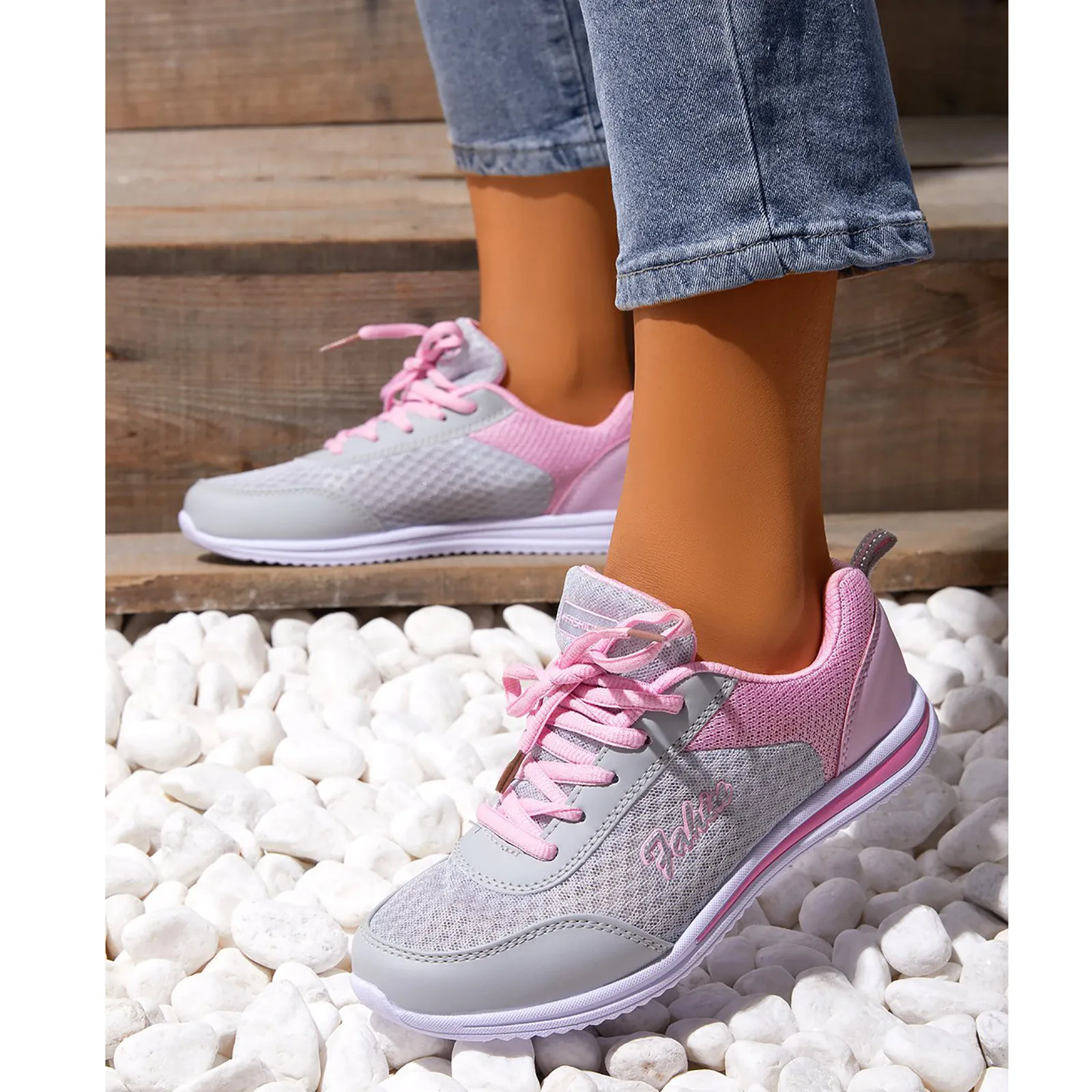 Women Vulcanized Shoes Female Comfortable Casual Flats Shoes Women Breathable Hollow Out Shoes Zapatillas De Mujer
Women Vulcanized Shoes Female Comfortable Casual Flats Shoes Women Breathable Hollow Out Shoes Zapatillas De Mujer