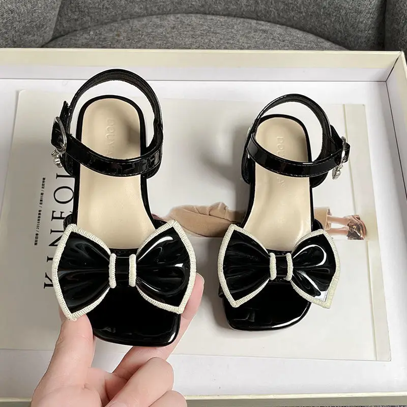 Сандалии принцессы для девочек, мягкая нескользящая подошва, высокий каблук, с бантом, летняя обувь для маленьких девочек 
Сандалии принцессы для девочек, мягкая нескользящая подошва, высокий каблук, с бантом, летняя обувь для маленьких девочек