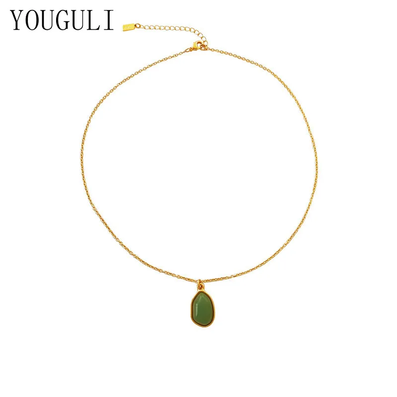 Modern Jewelry Green Resin Pendant Necklace Elegant Design One Layer Golden Plated Thin Chain Necklace For Women Party Gifts
Modern Jewelry Green Resin Pendant Necklace Elegant Design One Layer Golden Plated Thin Chain Necklace For Women Party Gifts