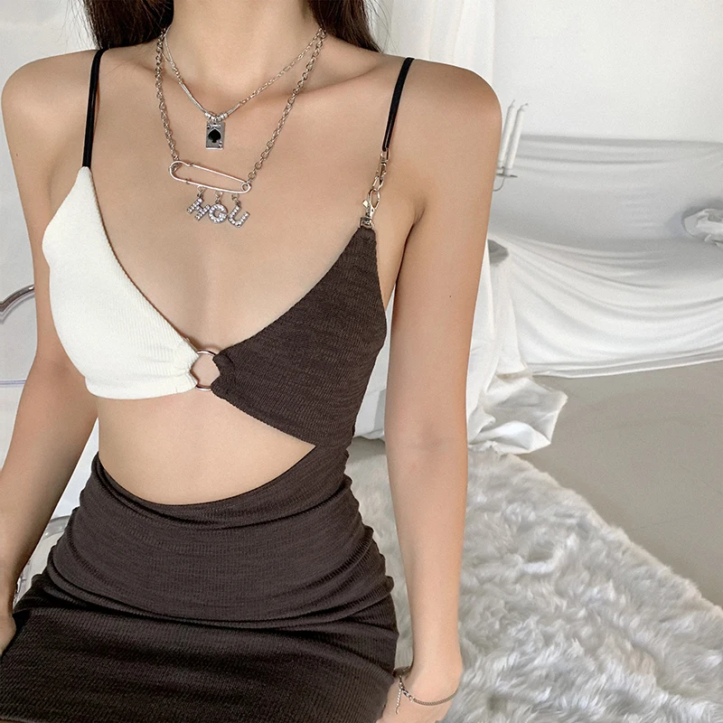 #Sisjuly# niche design irregular color contrast neck suspender skirt versatile style dress women 
#Sisjuly# niche design irregular color contrast neck suspender skirt versatile style dress women