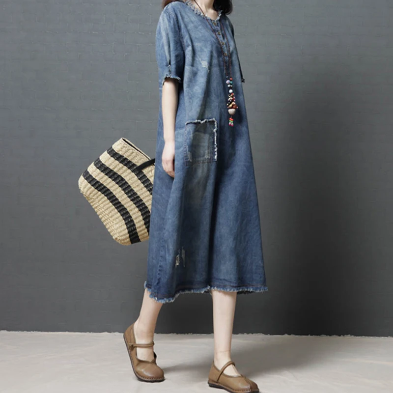 Summer New Fashion Loose Casual Women's Tassel Denim Dress Female Short Sleeve Ripped Hole A-line Frock Folk Style Retro Clothes
Summer New Fashion Loose Casual Women's Tassel Denim Dress Female Short Sleeve Ripped Hole A-line Frock Folk Style Retro Clothes