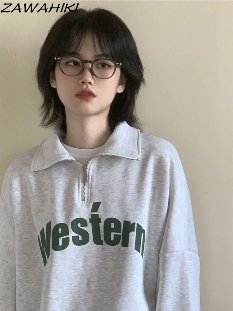 American Retro Letter Print Half Zip-up Collar Tshirts Women Harajuku Loose Long Sleeve T Shirts Kawaii Preppy Style Basic Tees
American Retro Letter Print Half Zip-up Collar Tshirts Women Harajuku Loose Long Sleeve T Shirts Kawaii Preppy Style Basic Tees