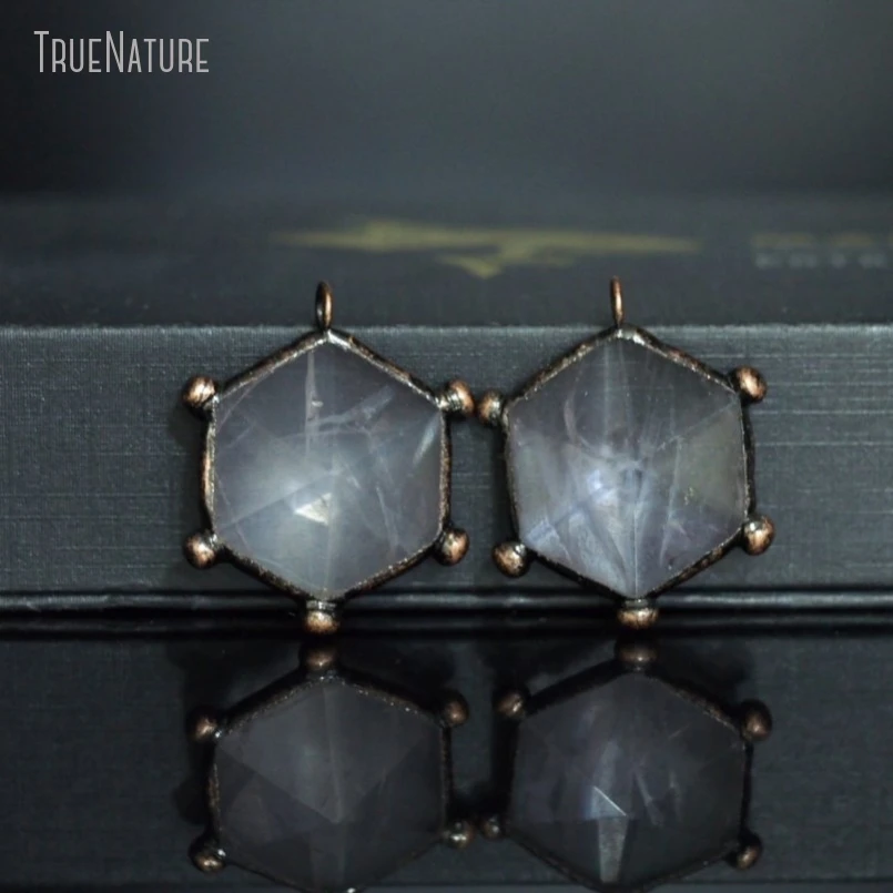 10 шт. оптовая продажа спаянных шестигранных винтажных стильных ювелирных изделий ручной работы античная бронза Оловянная прозрачная Хрустальная подвеска PM48723
10 шт. оптовая продажа спаянных шестигранных винтажных стильных ювелирных изделий ручной работы античная бронза Оловянная прозрачная Хрустальная подвеска PM48723