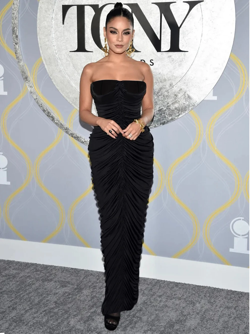 2023 New Laura Kors Summer Women Strapless Backless Brown Hot Pink Feather Bodycon Dress Elegant Evening Club Party Dress
2023 New Laura Kors Summer Women Strapless Backless Brown Hot Pink Feather Bodycon Dress Elegant Evening Club Party Dress