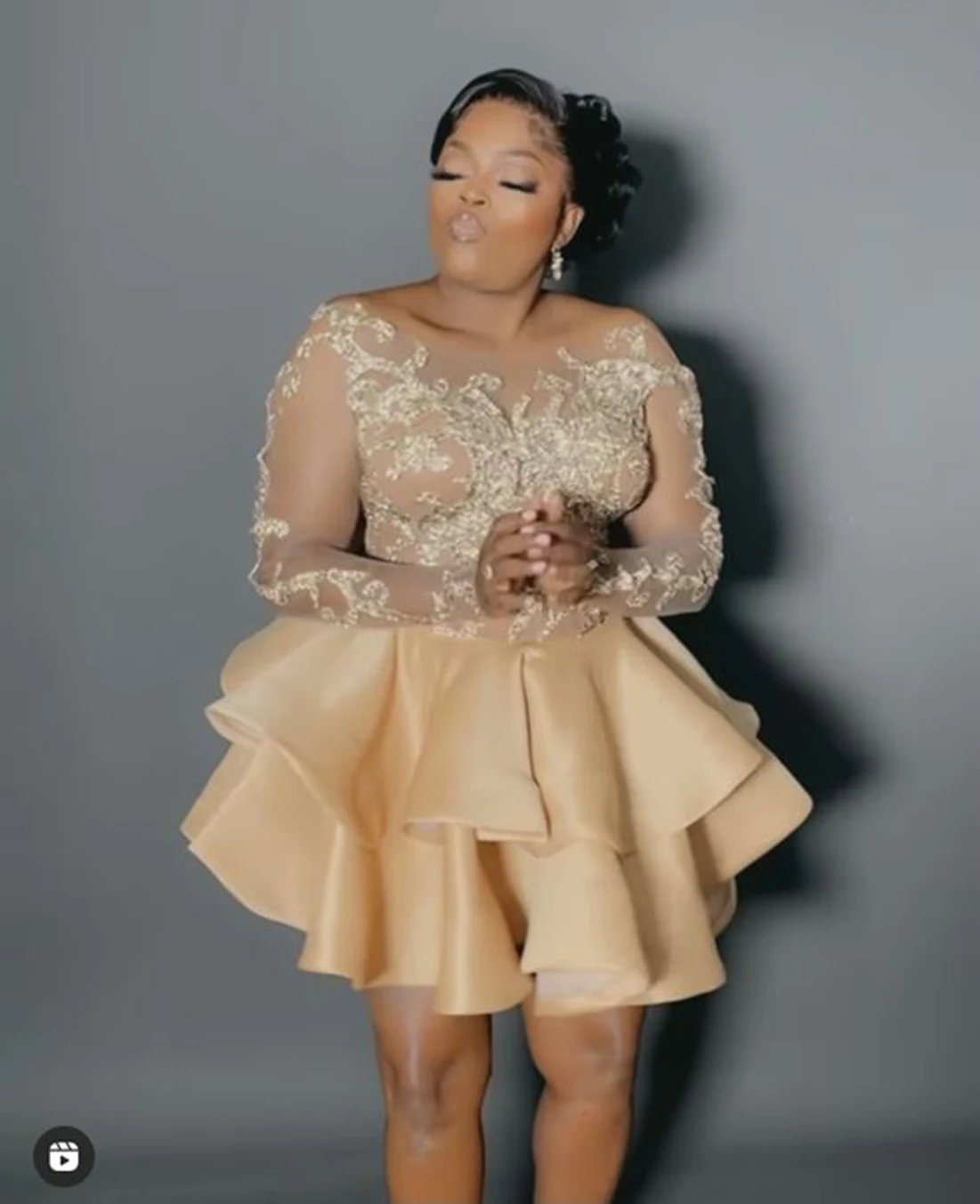 2022 женские платья ярусный сатин для встречи выпускников с открытыми плечами прозрачное Тюлевое платье для дня рождения с аппликациями 
2022 женские платья ярусный сатин для встречи выпускников с открытыми плечами прозрачное Тюлевое платье для дня рождения с аппликациями