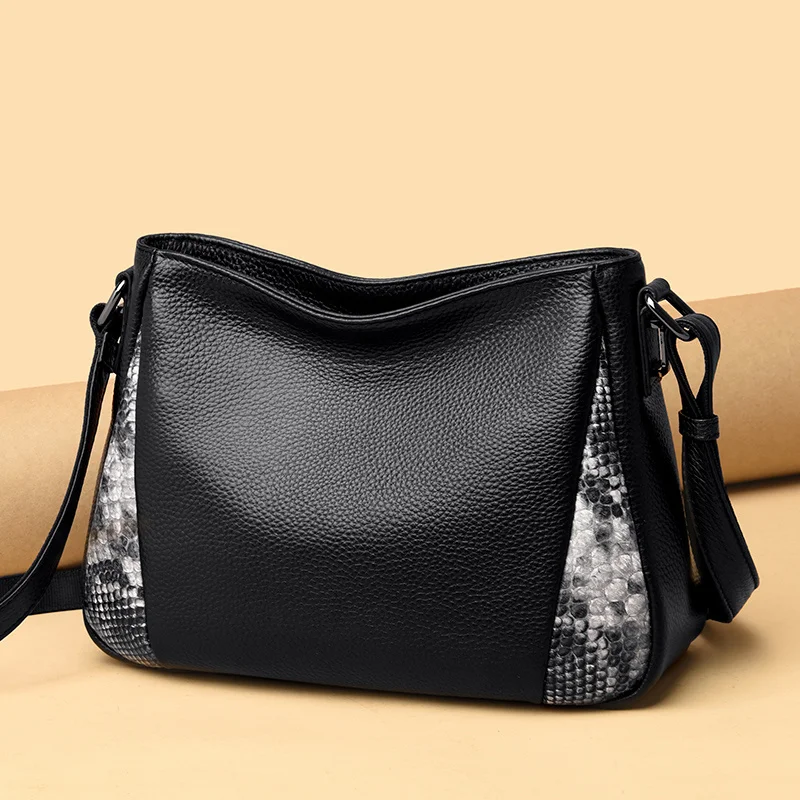 High Quality Genuine Leather Large Capacity Shoulder Crossbody Bags for Women Luxury Cow Leather Handbags Lady Bucket Bag Purses
High Quality Genuine Leather Large Capacity Shoulder Crossbody Bags for Women Luxury Cow Leather Handbags Lady Bucket Bag Purses