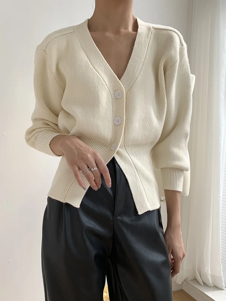 Black Sweater Kintted Women V-neck Off White Cardigan Button Pullovers Spring Autumn Jumper Y2k Top Crochet Jumper Cardigans
Black Sweater Kintted Women V-neck Off White Cardigan Button Pullovers Spring Autumn Jumper Y2k Top Crochet Jumper Cardigans