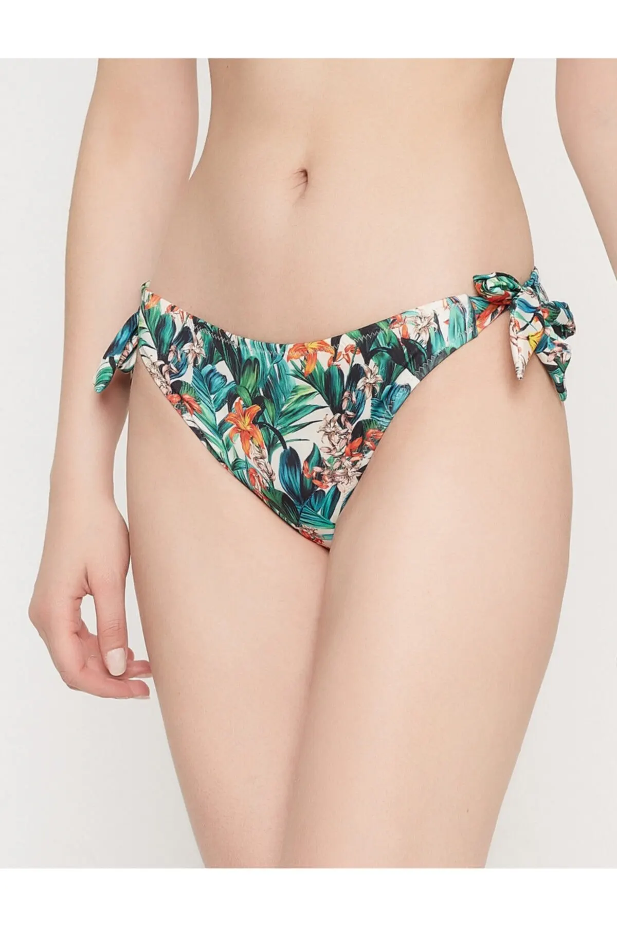Women's Bikini Green Bikini Bottoms Swimwear Lady Swimsuit Sexy Bikini 2022 New Push Up Bikini Set Suit
Women's Bikini Green Bikini Bottoms Swimwear Lady Swimsuit Sexy Bikini 2022 New Push Up Bikini Set Suit