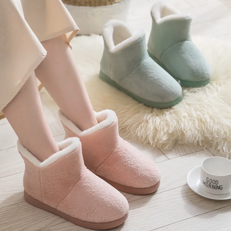Women Winter Slippers Warm Plush Slip-on Couples Home Floor Shoes Anti-slip Comfortable Flats Female Warm Faux Fur Slippers
Women Winter Slippers Warm Plush Slip-on Couples Home Floor Shoes Anti-slip Comfortable Flats Female Warm Faux Fur Slippers