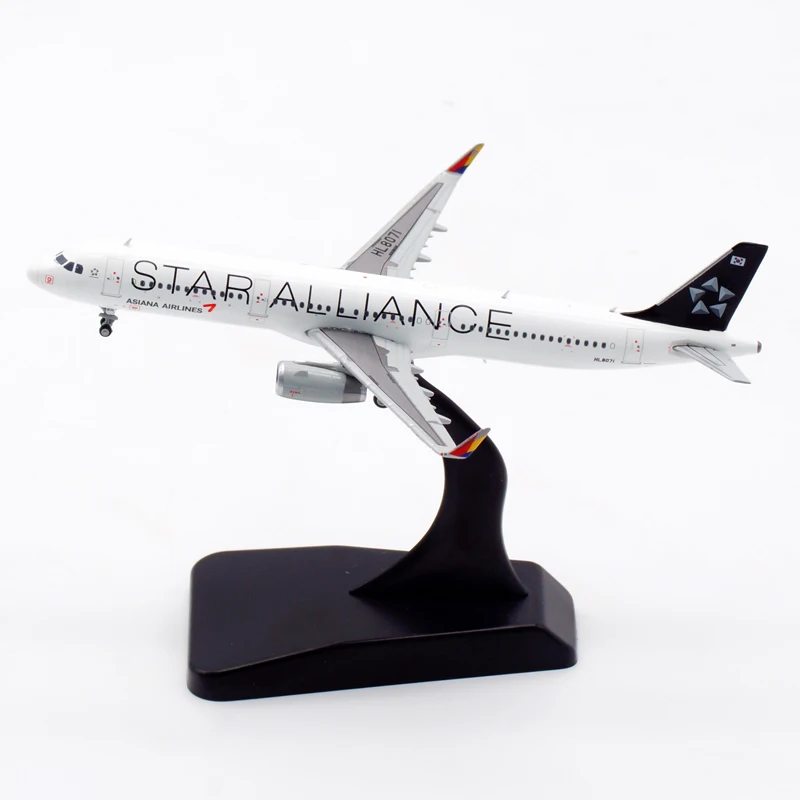 Diecast JC Wings 1:400 Scale Aircraft Model Alloy Asiana Airbus 321 Star Alliance HL8071 Ornaments Collection Souvenir Gift
Diecast JC Wings 1:400 Scale Aircraft Model Alloy Asiana Airbus 321 Star Alliance HL8071 Ornaments Collection Souvenir Gift