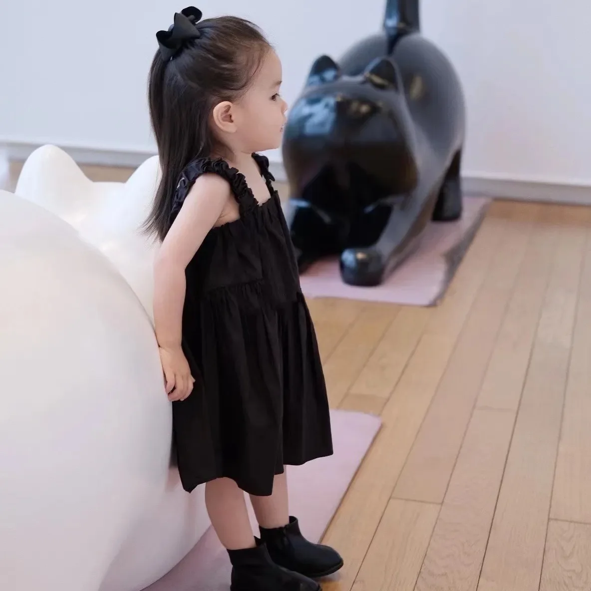 Girls Casual Dresses Simple Fashion Sweet Korean Sweet Princess New Summer Style Pleated Solid Cotton Children Clothing
Girls Casual Dresses Simple Fashion Sweet Korean Sweet Princess New Summer Style Pleated Solid Cotton Children Clothing